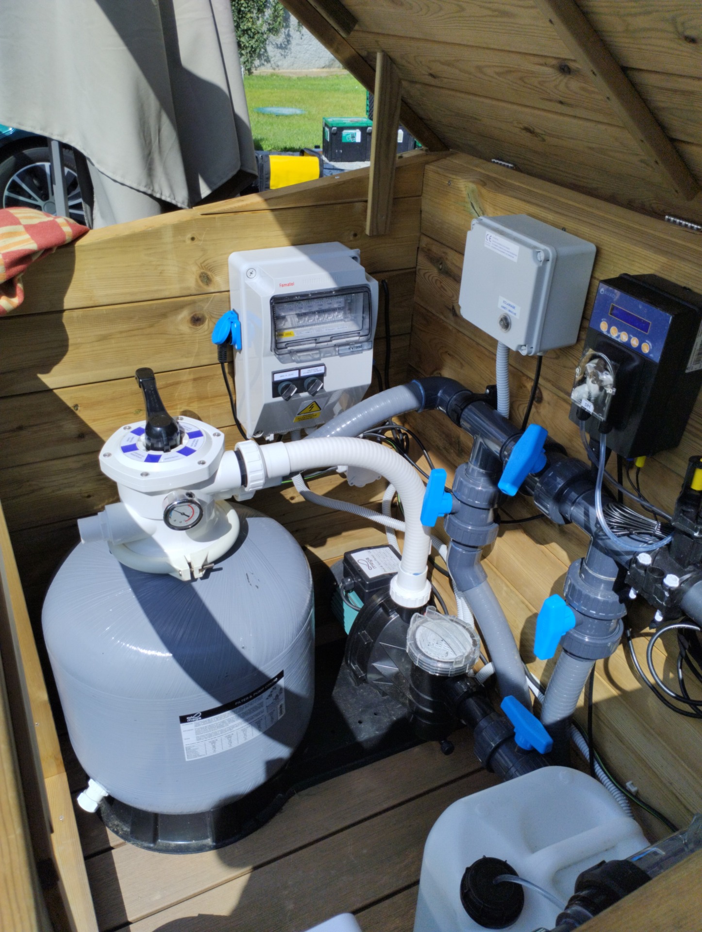 bazénová technologie